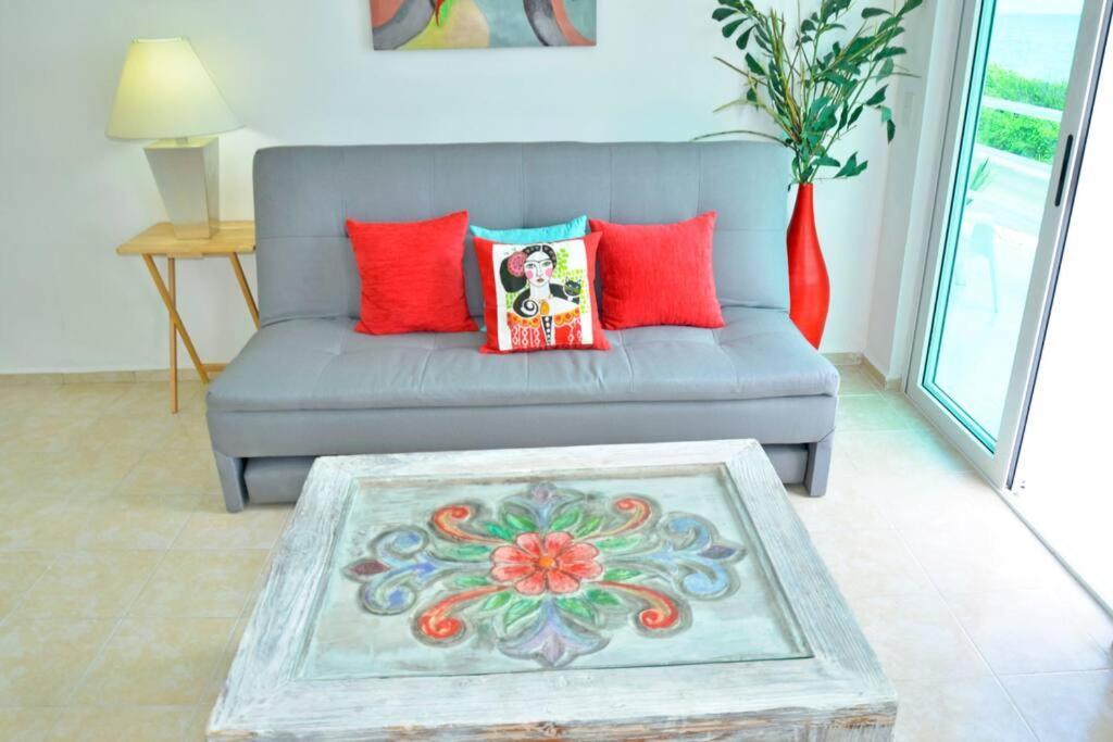 Ar Ocean View Apartments Isla Mujeres Bagian luar foto
